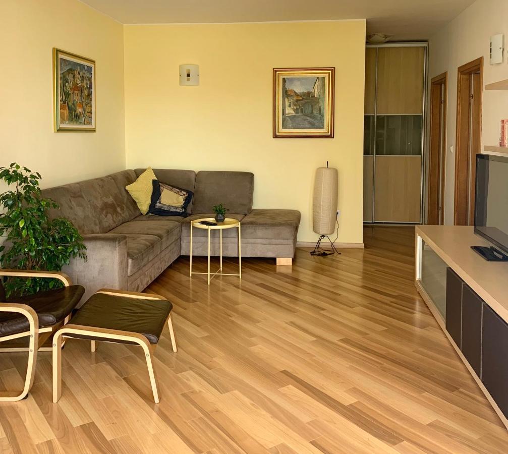City Apartments Bobic 察夫塔特 外观 照片